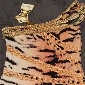 Meet your Posher, Mira